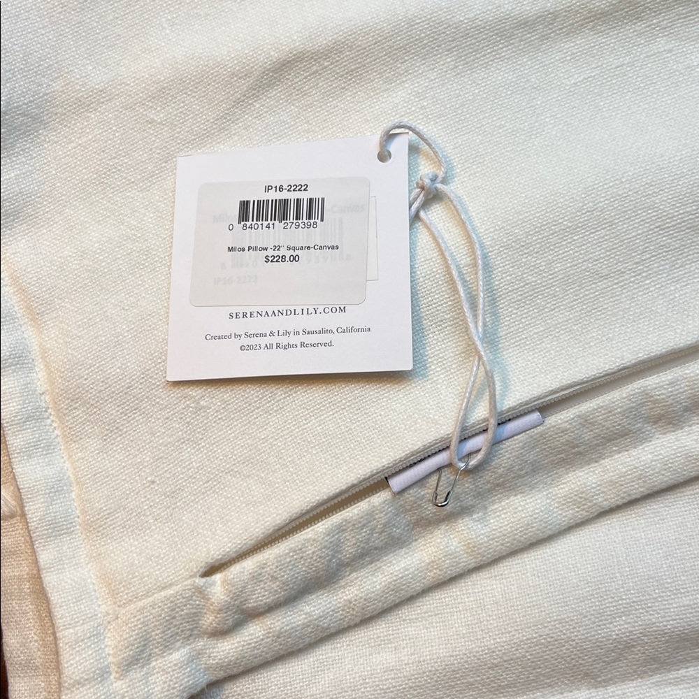 NWT! Serena & Lily Milos Pillow Cover 22” in Canvas - Picture 5 of 9